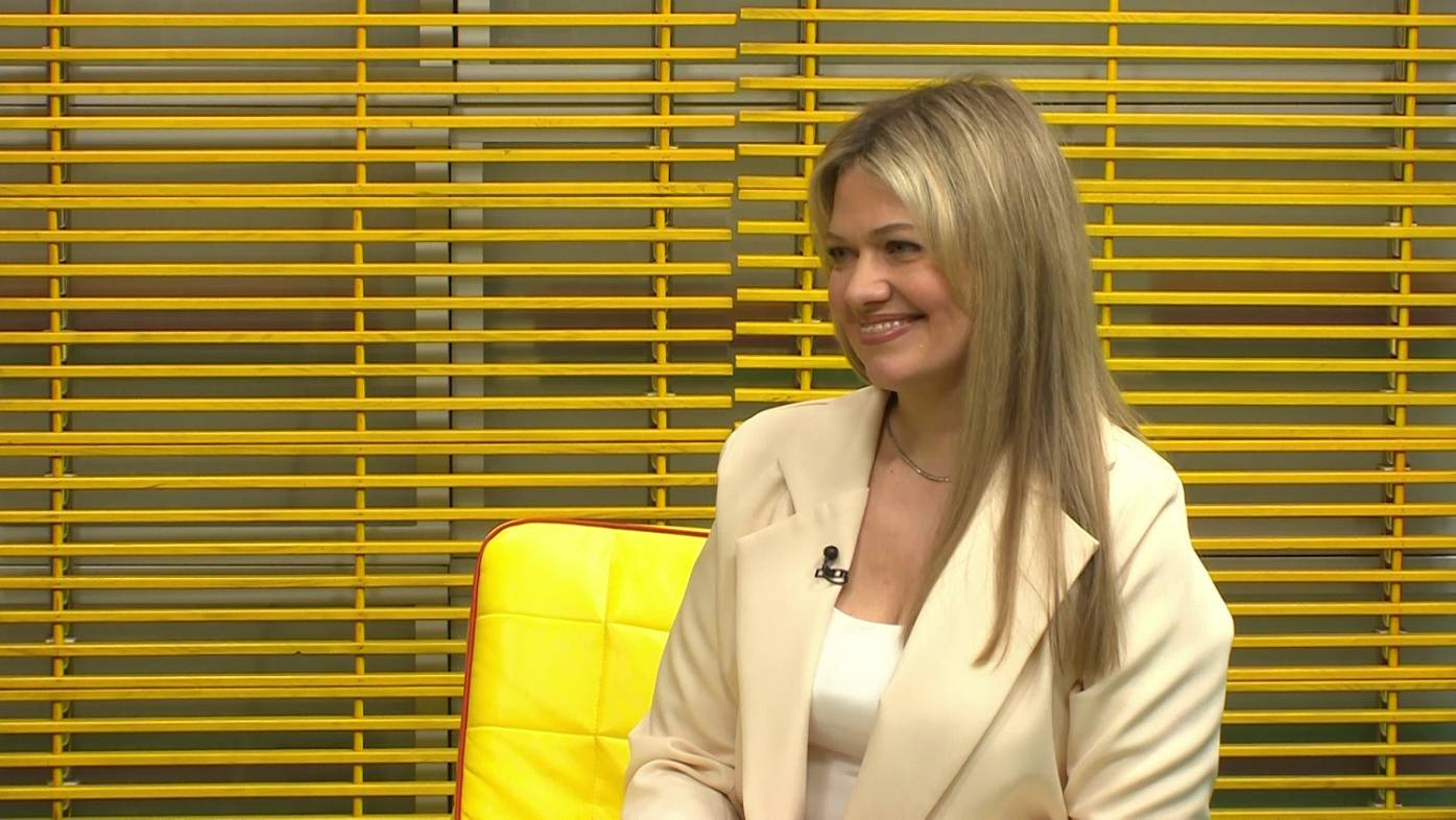 Юлия Баковец // Свои люди" с Антоном Веселовым // Эфир 04.05.25