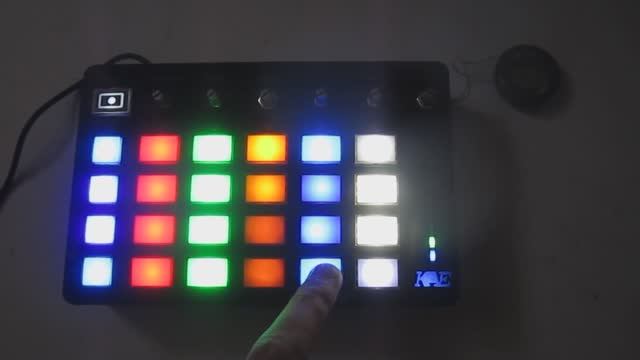 Собрал себе новый семплер на 24 семпла.