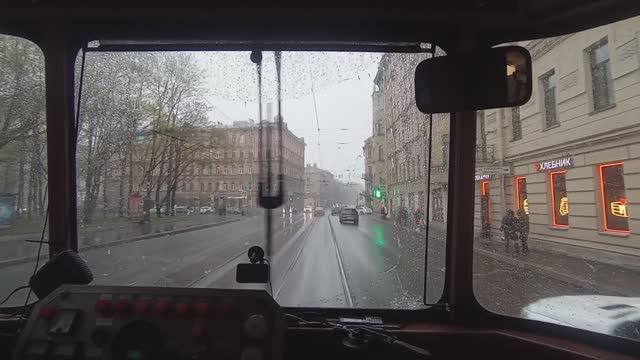 Петербургская метель 26 апреля из окна трамвая "Стиляга"