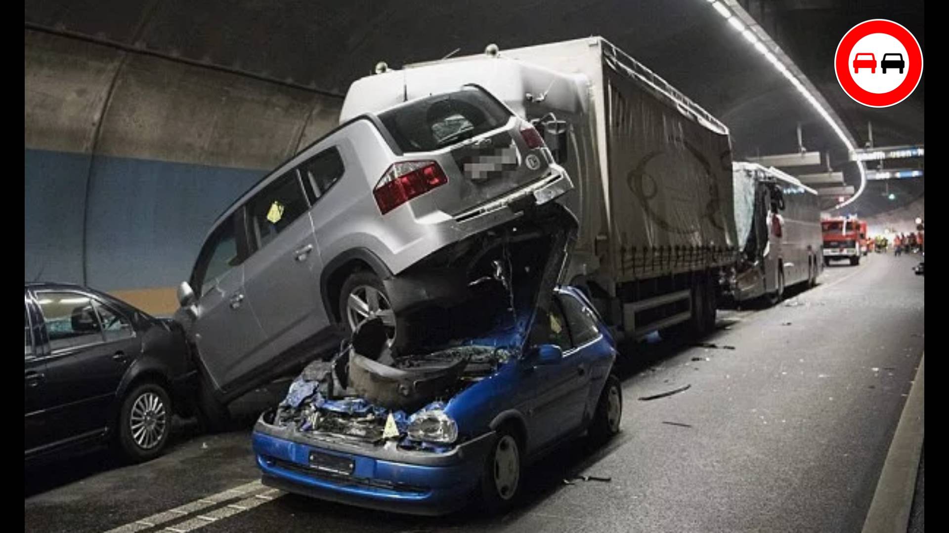 Топ 8 загадочных аварий и ДТП в Лефортовском тоннеле. Топ 25 моментов где чудом никто не пострадал.