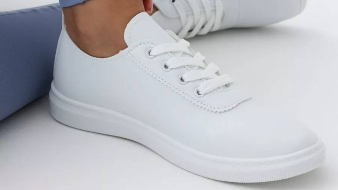 Обзор на дешманские кеды😉😂😂😂