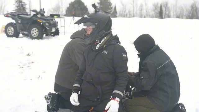 Снегоход на реактивной тяге.