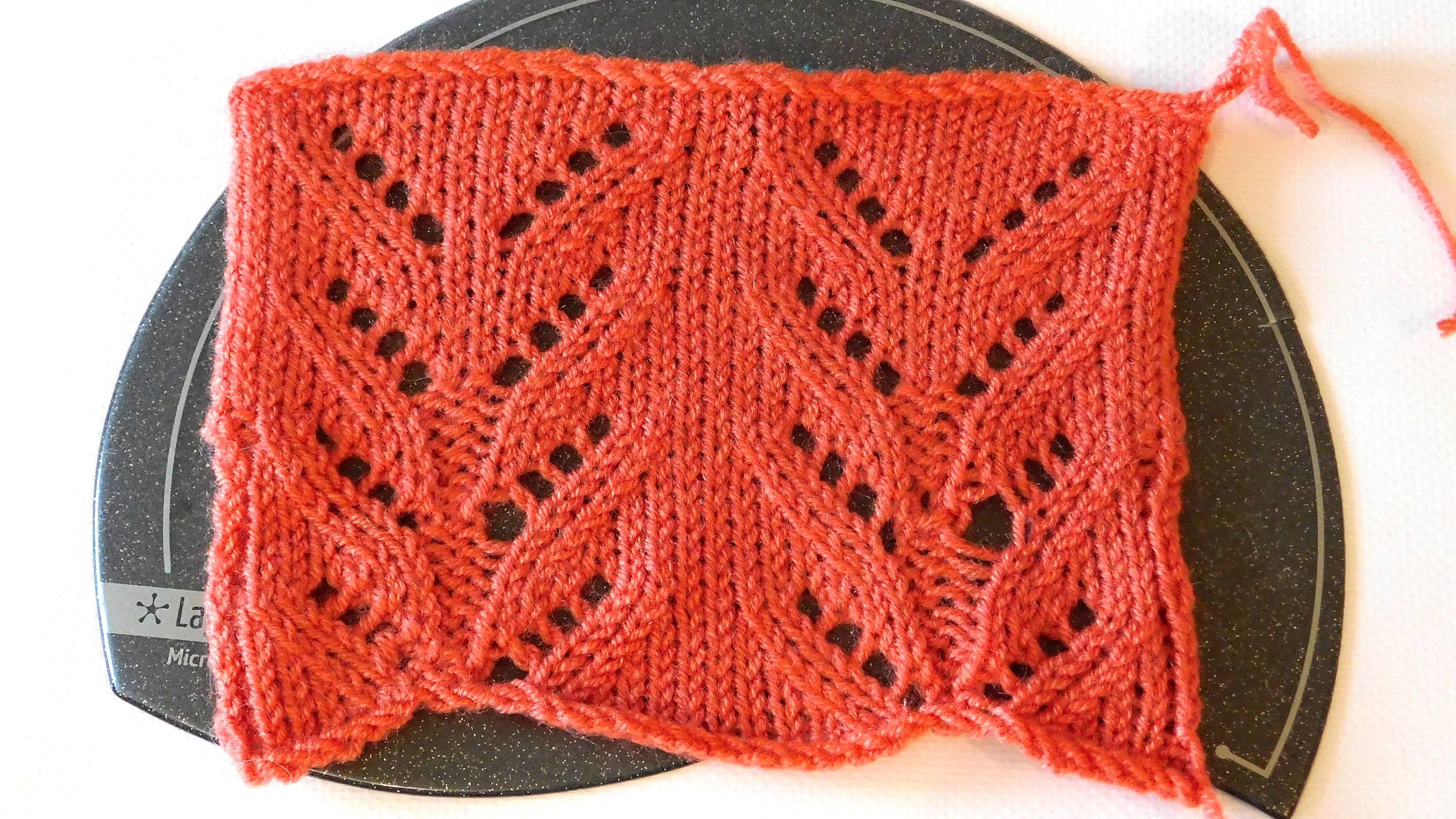 УЗОР "АЖУРНЫЕ ГАЛОЧКИ" НА ОДНОФОНТУРНОЙ МАШИНЕ