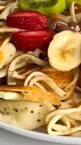 Спагетти из блинов