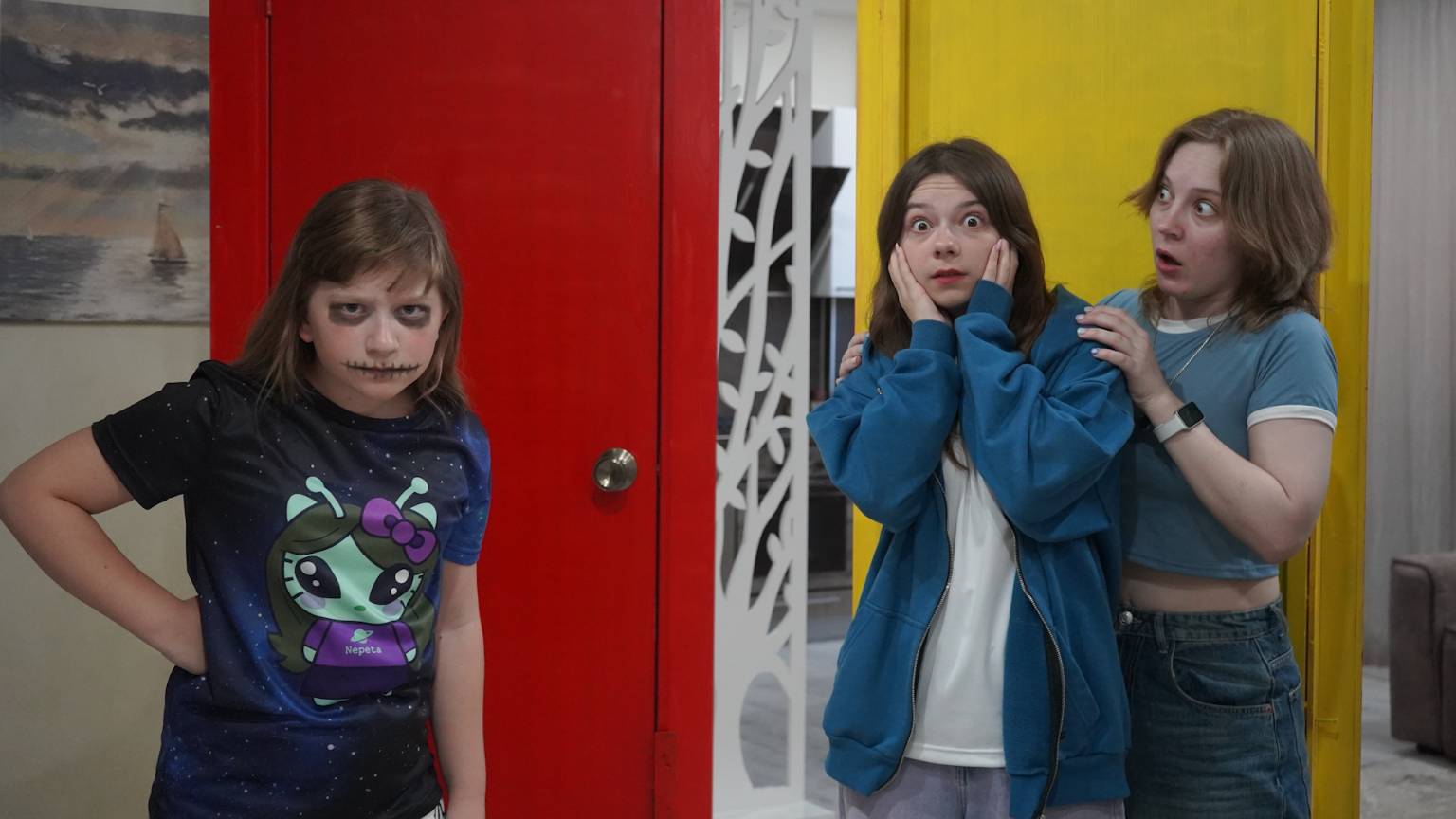 БАКУ и КИРА против КРАСНОЙ и ЖЕЛТОЙ ДВЕРИ!