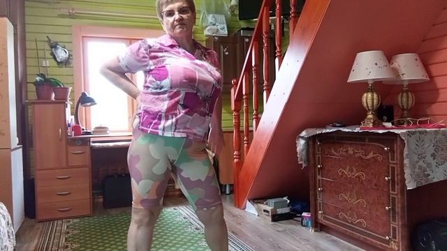 Сложная,но весёлая зумба.