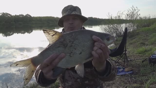 ПЕРВЫЙ ЛЕЩ! С Двойным Адреналином. Рыбалка на Оке в Мае!