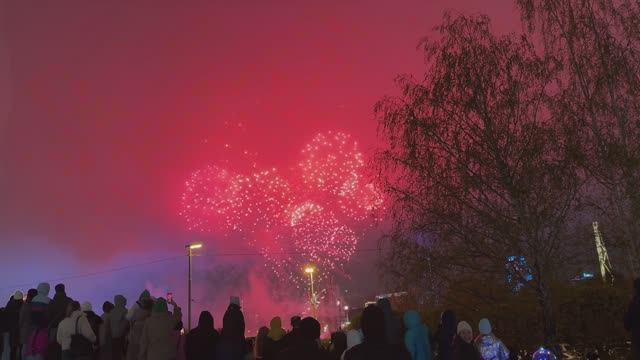 Праздничный салют на День Победы Екатеринбург