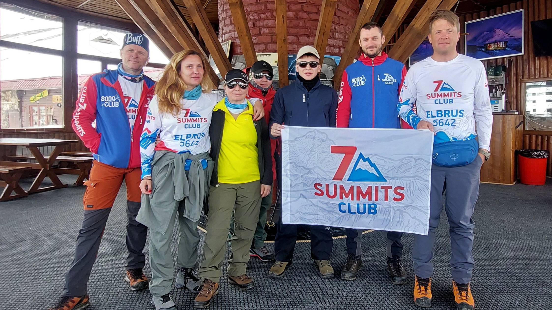 Новая эльбрусская группа Клуба 7 Вершин под названием «Снег и Воля» приступила к акклиматизации