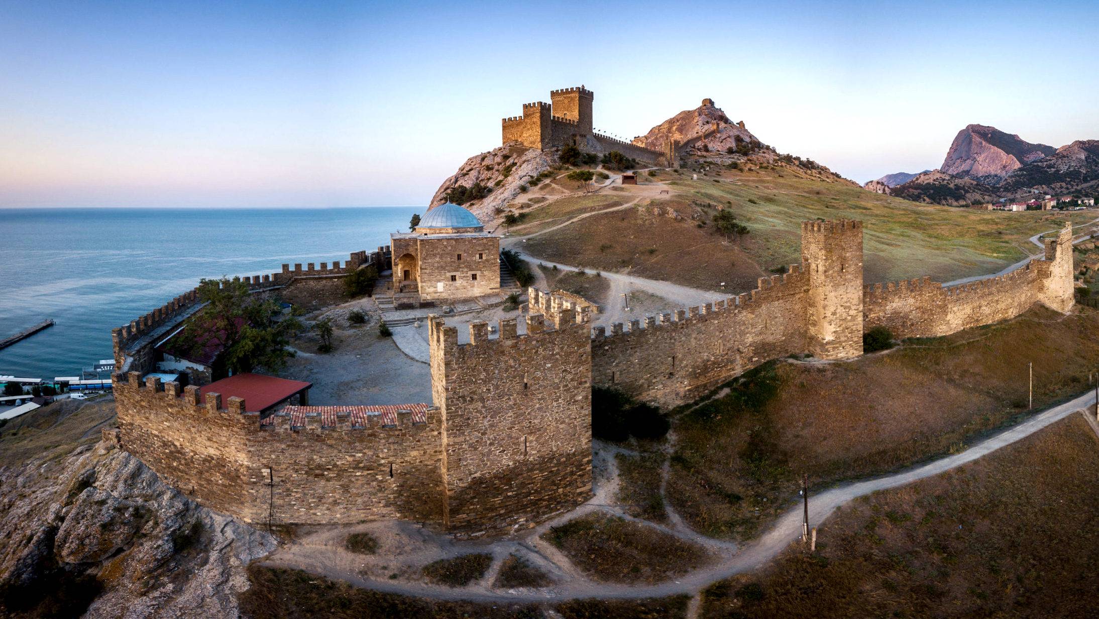 КРЫМ. Генуэзская (Судакская) крепость.