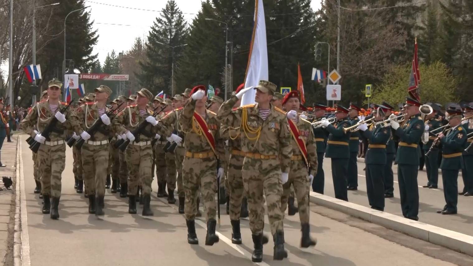 9 мая 2025  (часть 1) Празднование Дня Победы объединило тысячи жителей ЕАО