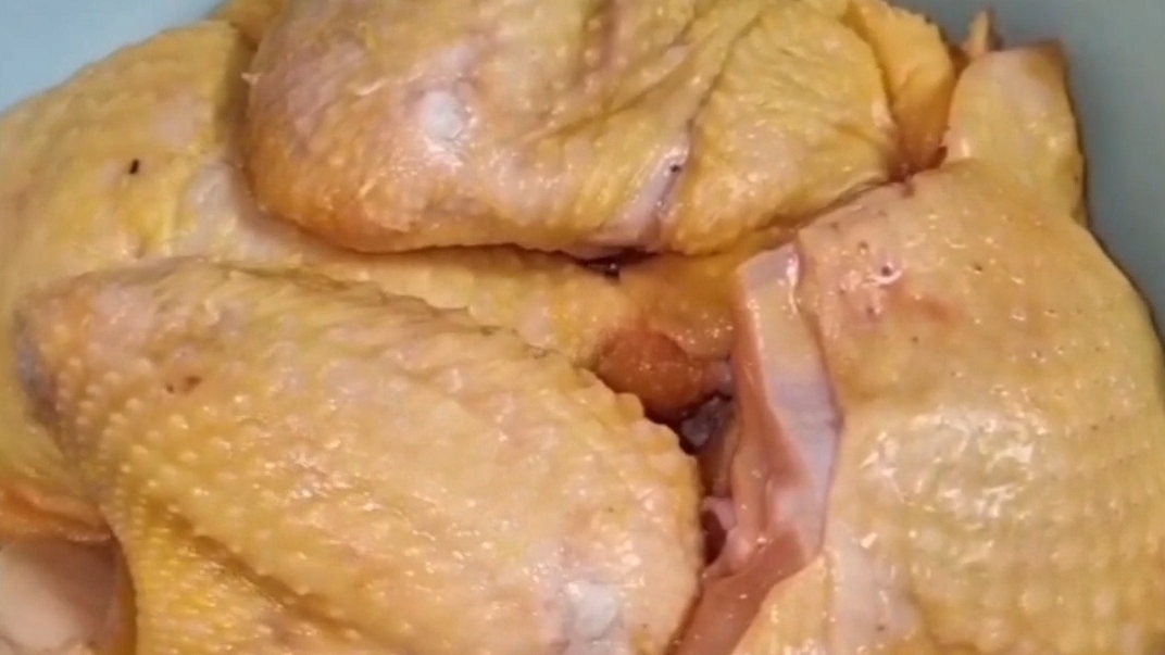 Курица в луковом маринаде "Пальчики оближешь " как вкусно!