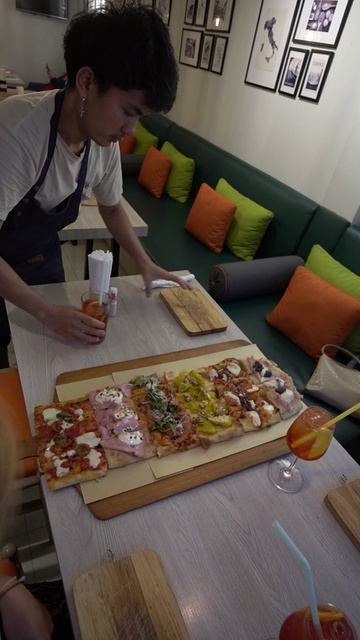 Попробовали лучшую пиццу на острове Пхукет