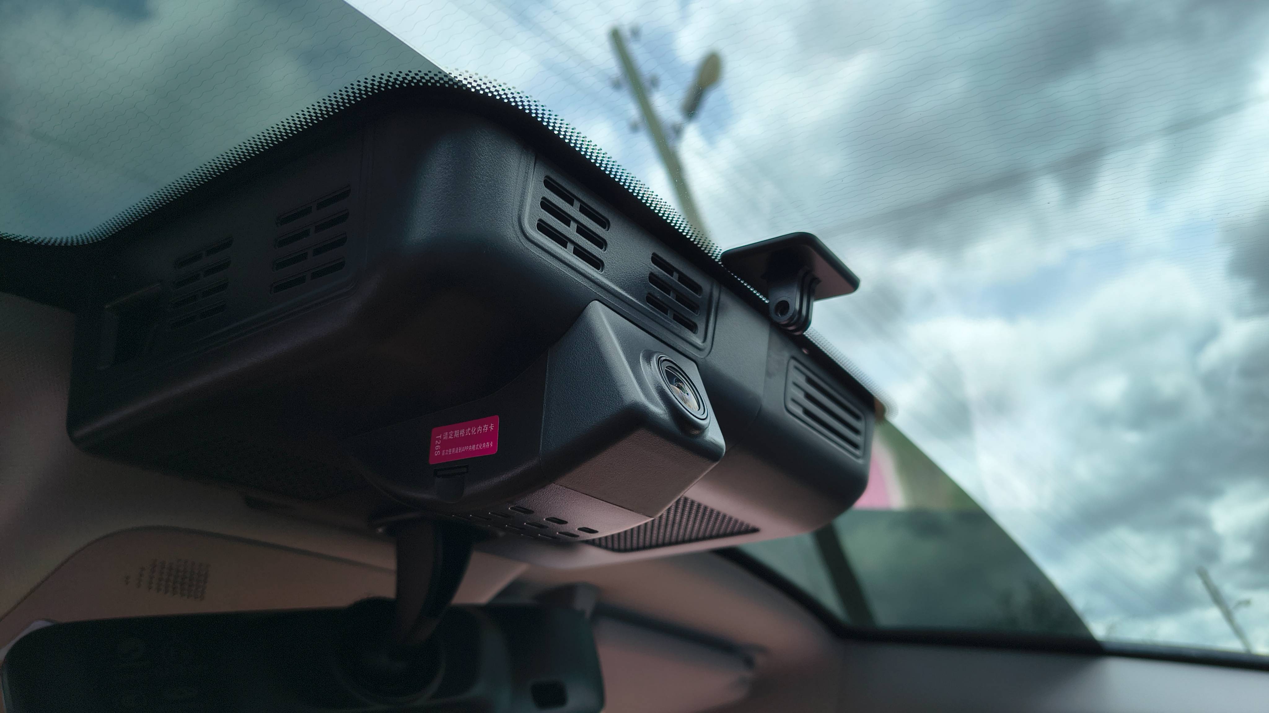 Обзор и установка Видеорегистратора 4К с двумя камерами скрытой установки для Omoda S5/C5