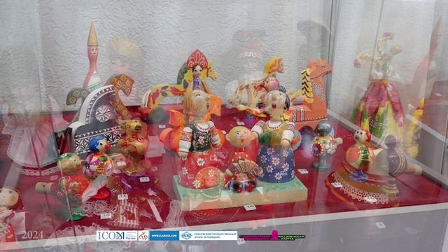 Выставка «Детство с национальным колоритом»