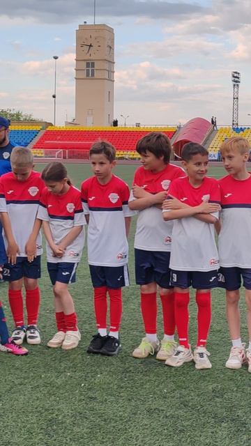 Молодые футболисты