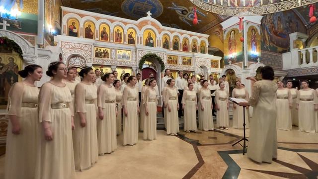 Академический хор ДВФУ (г.Владивосток) - Отче наш. Никольский собор в Павшинской пойме.