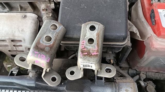 заменил петли на водительской двери карина улыбка