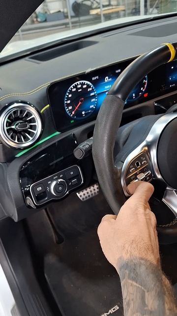 откидные номера с рулевых кнопок Mercedes