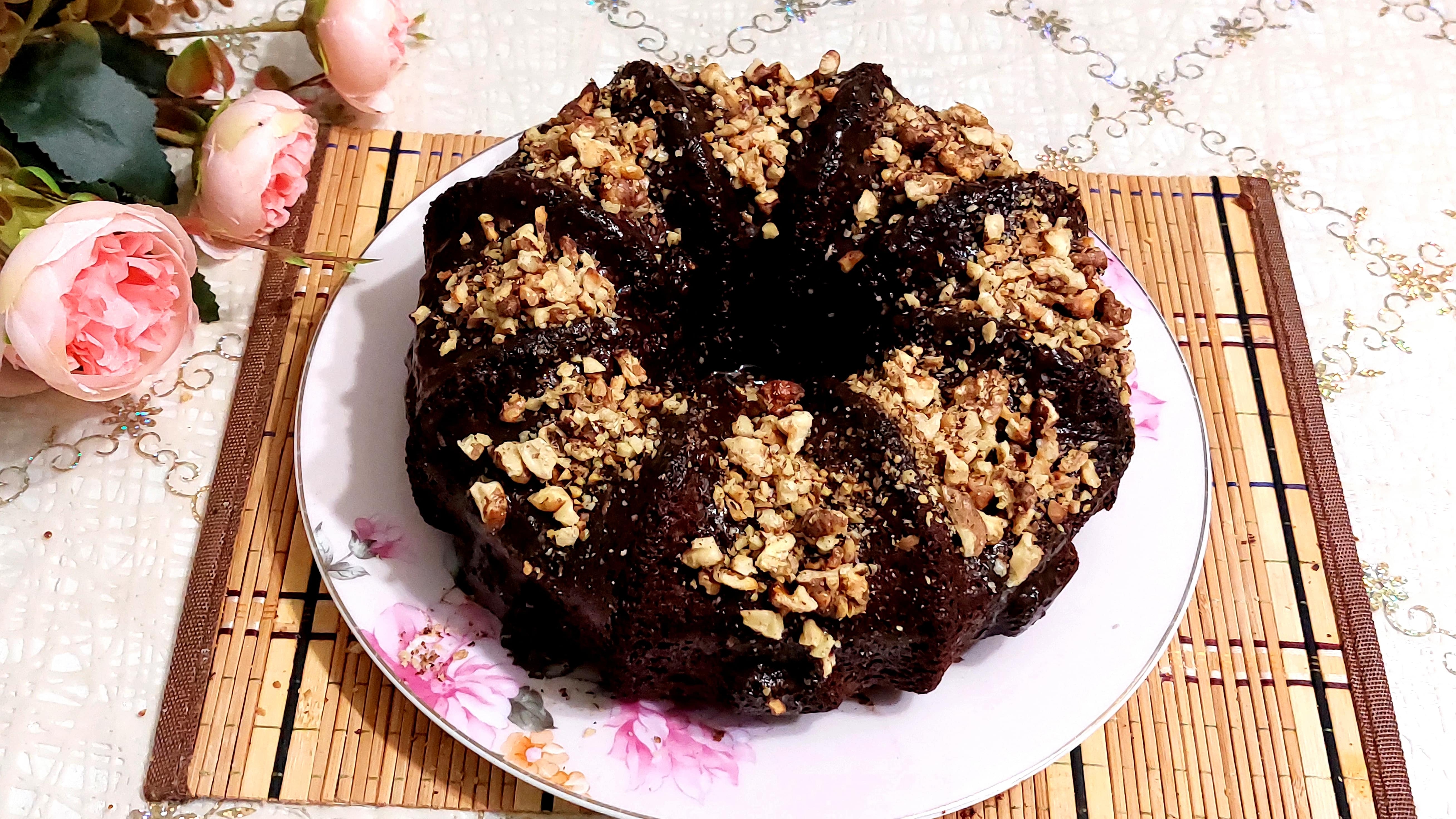 ШОКОЛАДНЫЙ ПИРОГ С ВАРЕНЬЕМ,НУ ОЧЕНЬ ВКУСНЫЙ!😋👍