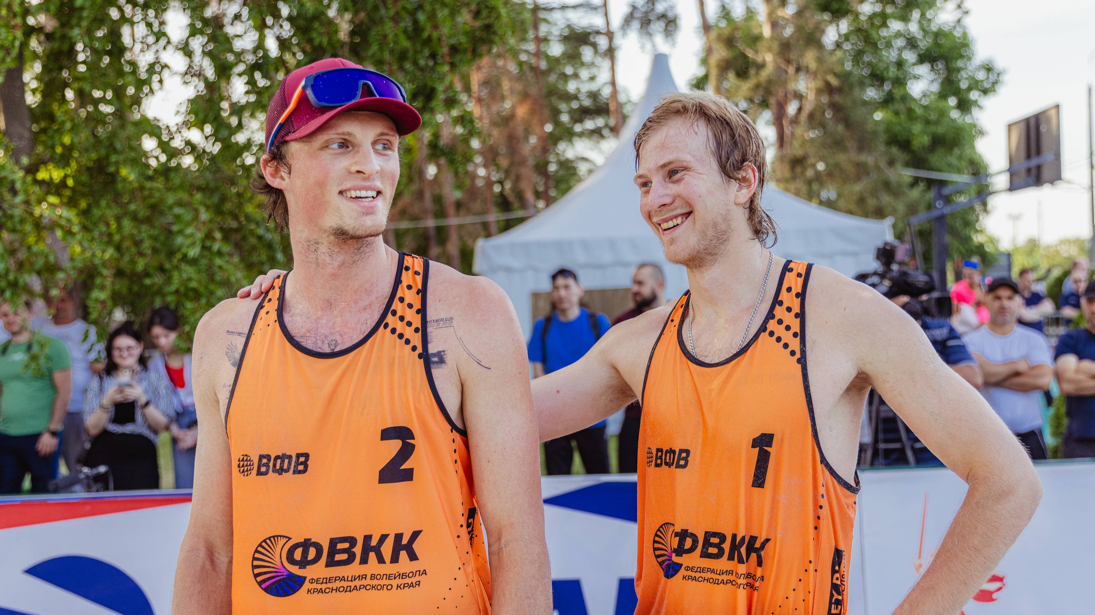 Фёдор Сабаев и Дмитрий Веретюк. Бронза и одежды