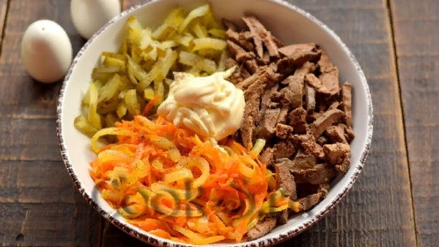 Салат "Пассажирский "с куриной печенью, просто объедение! Муж просит добавки!