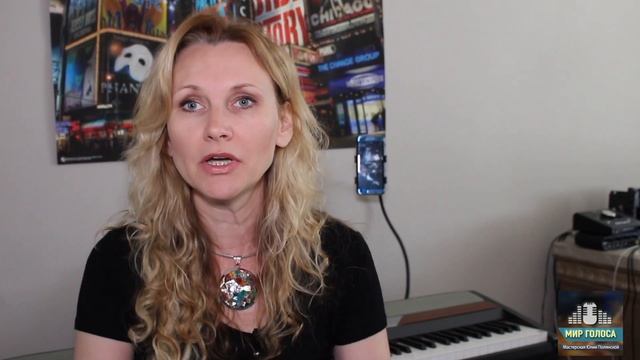 ПРОПАЛ ГОЛОС - Какой врач проводит лечение голоса? Как вернуть голос?