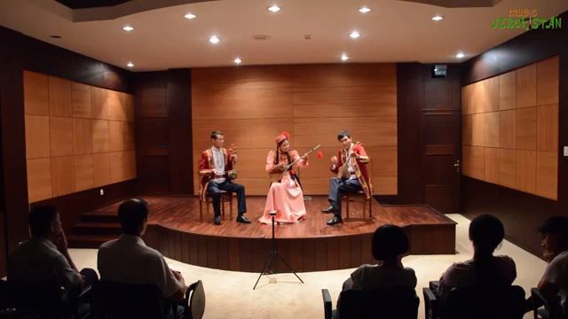 Sayatxan-Xamra dostoni. Baqsilar Erisbay Askarov va Gulshinar Xudaybergenova ijrosida (2018.06.19)