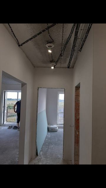 Ремонт коридора. Электрика. Подготовка стен под обои. Ремонт. Калининград. Холмогоровка.