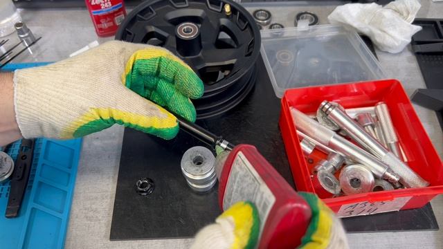 Ninebot Max G3 как заменить передние подшипники.