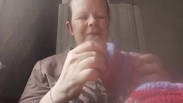 посылка с пряжей.