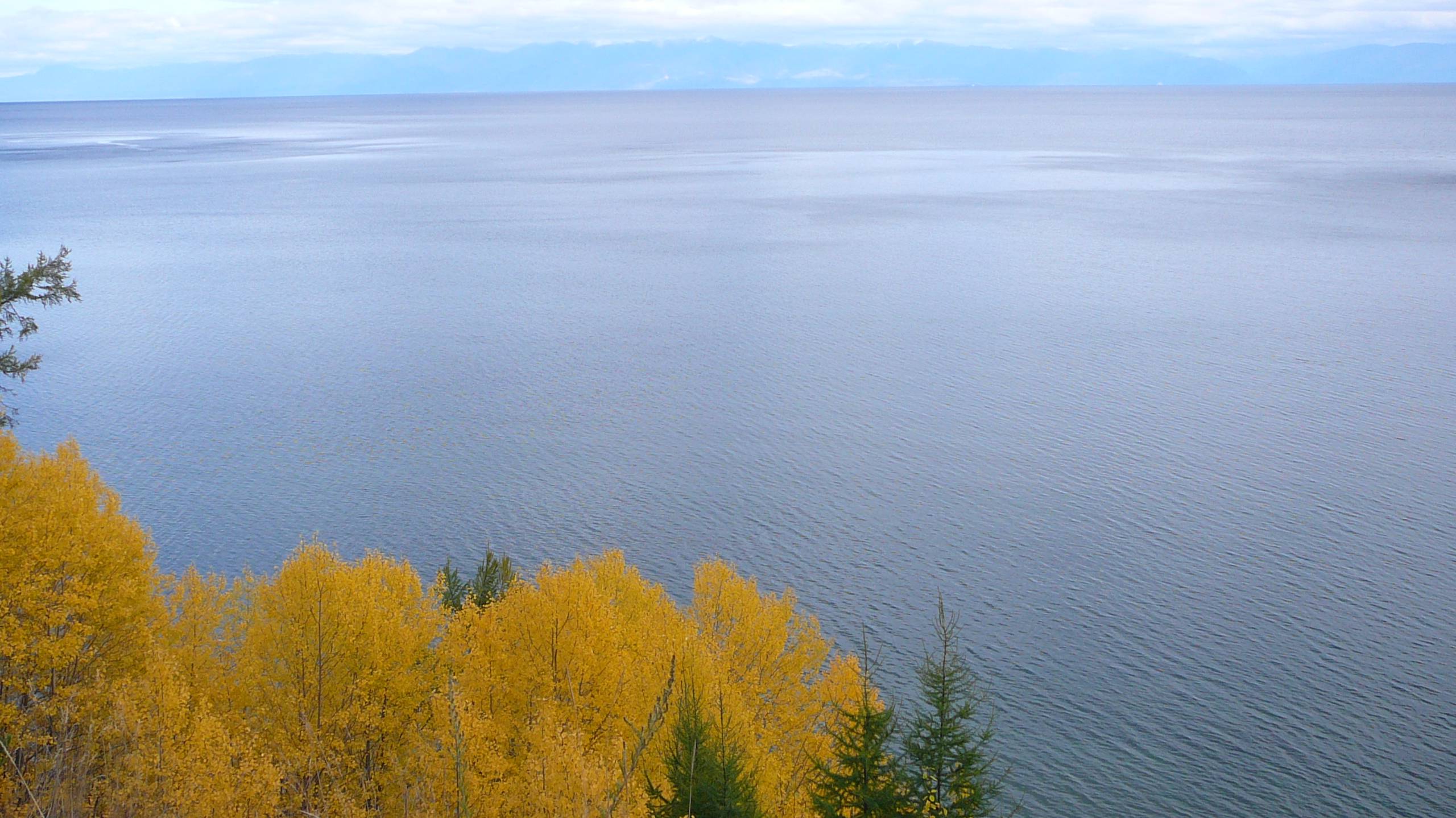 Байкал. Северный берег, осенние краски