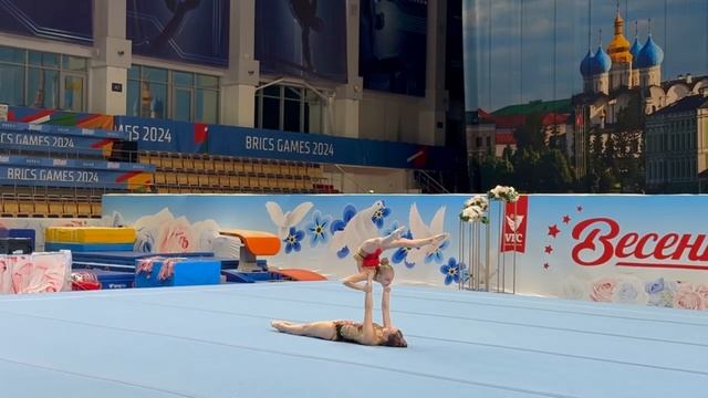 ЖП 3 спортивный,  Лыткина Алиса - Лебедева Вероника, Балансовое упражнение