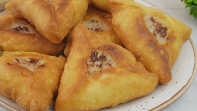 ПЕЧЁМ БЕЛЯШИ