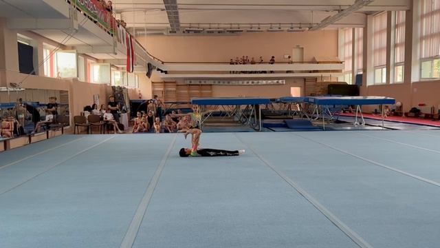 СмП 2 спортивный, Антоненко Марика - Кондратьев Артем, Балансовое упражнение