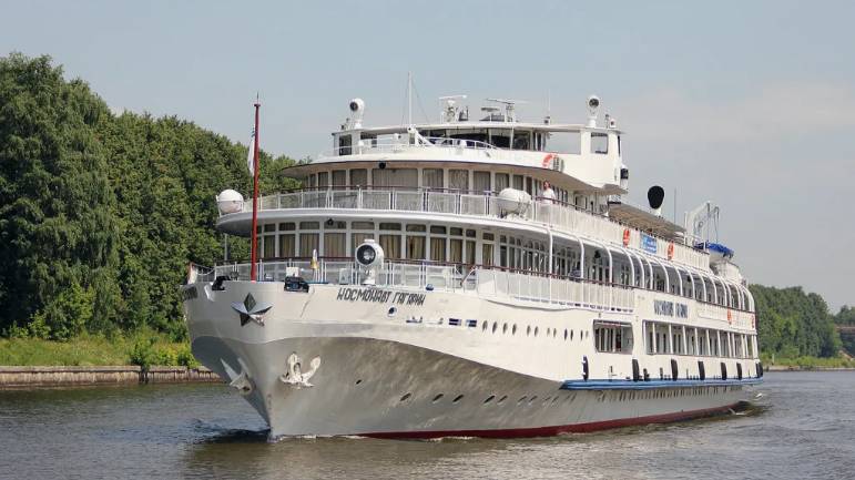 Главные развлечения на круизном теплоходе "Космонавт Гагарин"