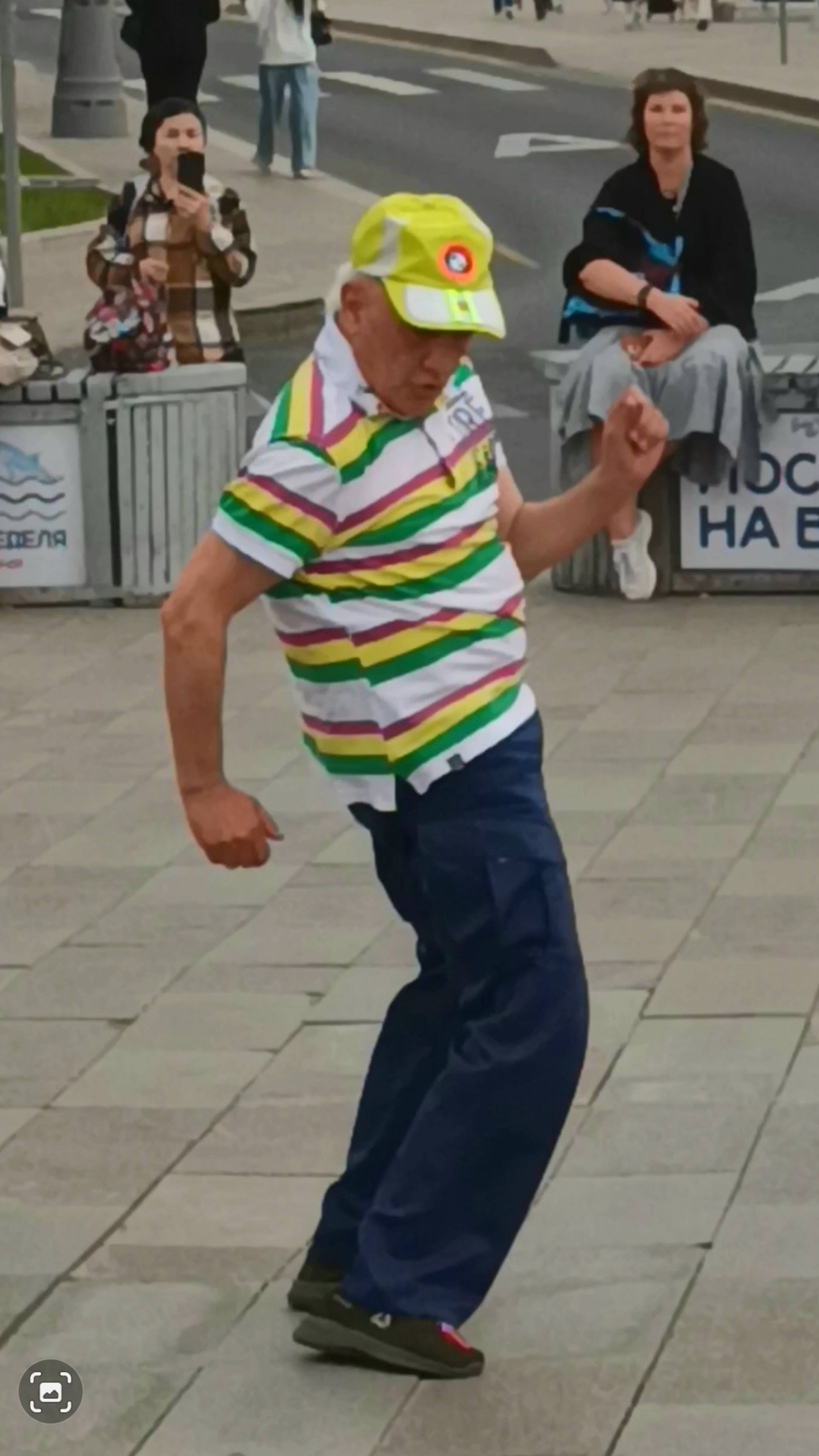 Дедуля жжот...