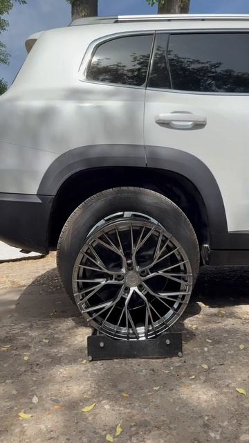 Haval Dargo на примерке дисков в 19-ом диаметре