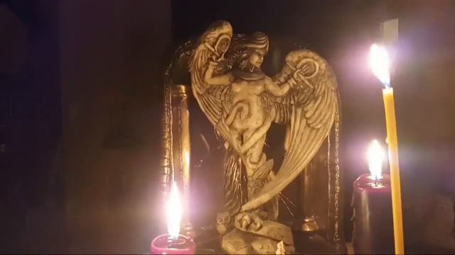 ВЕЛИКИЕ ДЕМОНИЦЫ