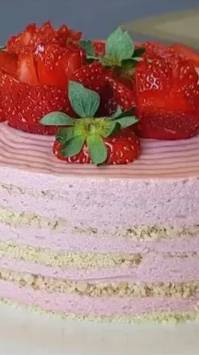 Клубничный ТОРТ БЕЗ ДУХОВКИ | vkusnoprostobystro | #shorts  #торт #рецепты