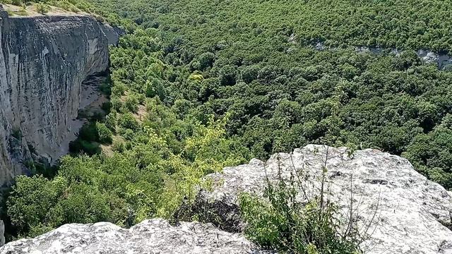 Малоизвестные достопримечательности в Крыму – Сюйреньская крепость и монастырь Челтер-Коба