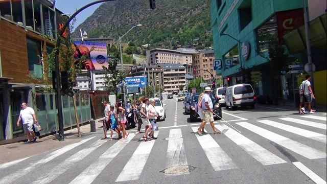 2015. Путь в Барселону. 8 сер. Андорра