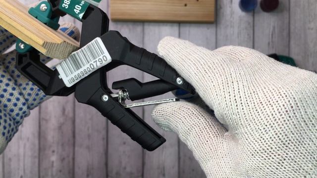 Струбцины Kraftool RC-4 38х38 мм (быстрозажимная) и SC-8 75х75 мм (пружинная)