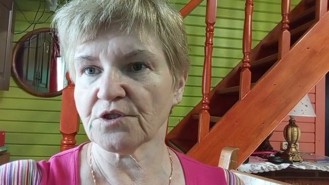 Прорежённый лучок пустила в дело.