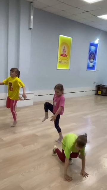 Занятия современными танцами. Тренировка