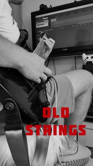 Новые струны против старых #гитара #струны #музыка