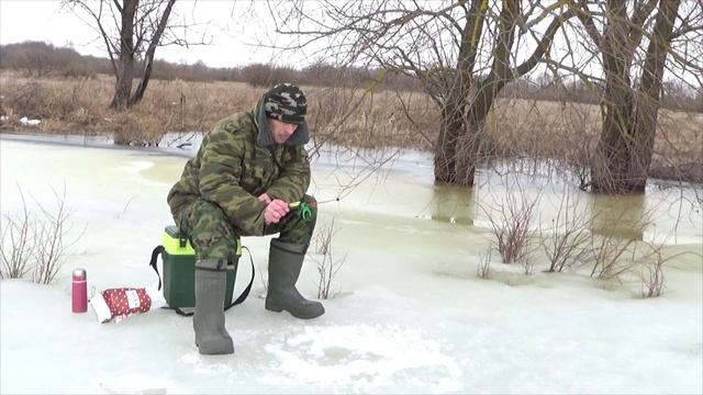 Зимняя рыбалка на новом рыбном месте! Ловля плотвы со льда