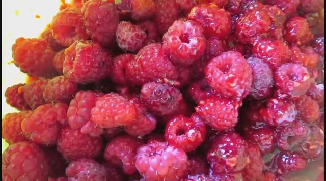 Заморозка малины. Интересный способ.