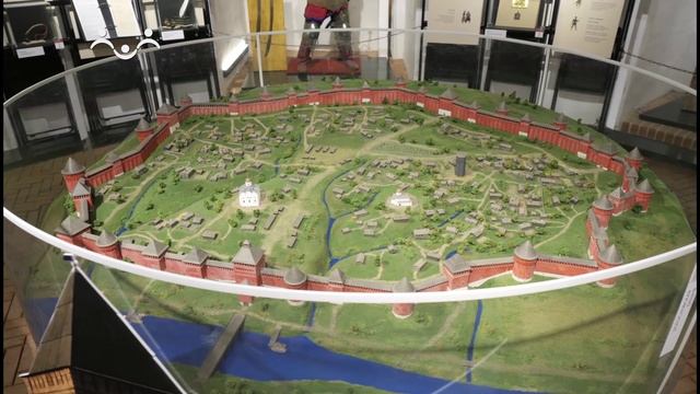 Русская дорога. Смоленск. Стена