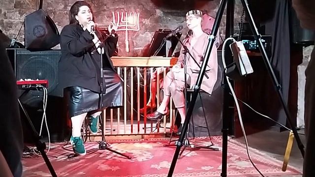 Музыкальное шоу "Наташ, что по музыке?!" в баре "Шолом шанхай"